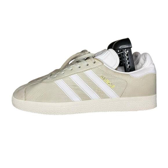 adidas Shoes - ***SOLD*** Womens Adidas Gazelle Leather Sneakers Size 8.5 Green White